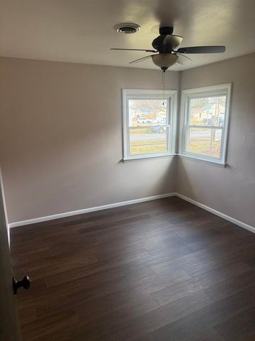 1337 W Cleveland Avenue, Hobart, IN 46342