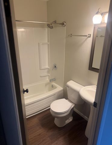 1337 W Cleveland Avenue, Hobart, IN 46342