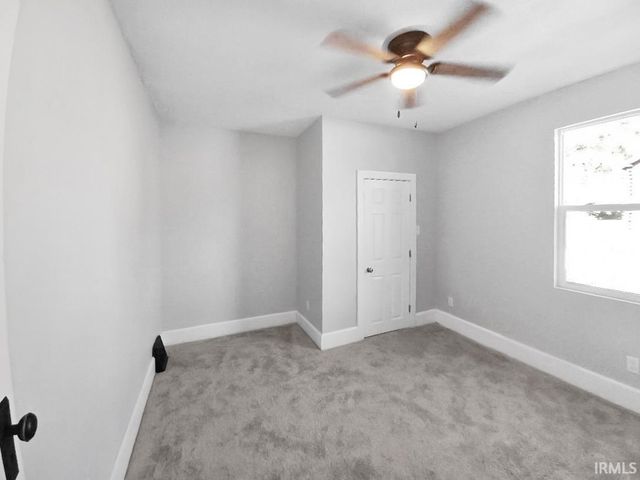 3704 Stringtown Road, Evansville, IN 47711