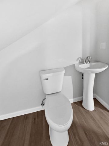 3704 Stringtown Road, Evansville, IN 47711