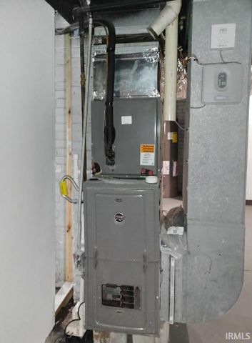 3704 Stringtown Road, Evansville, IN 47711