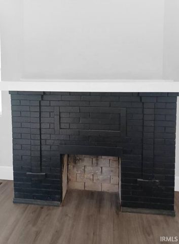 3704 Stringtown Road, Evansville, IN 47711