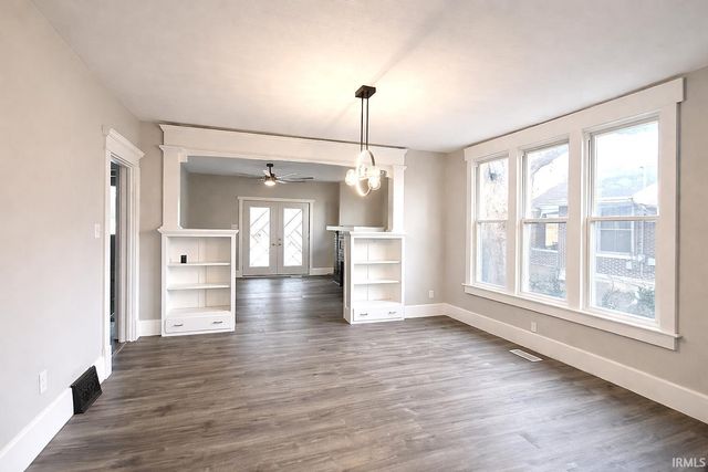 3704 Stringtown Road, Evansville, IN 47711