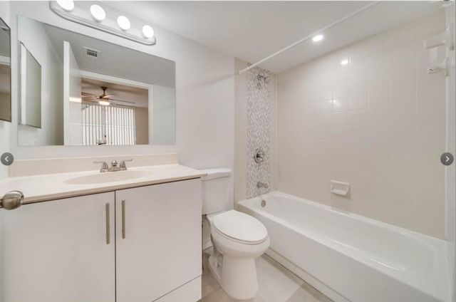 4035 W McNab Rd 110F, Pompano Beach, FL 33069