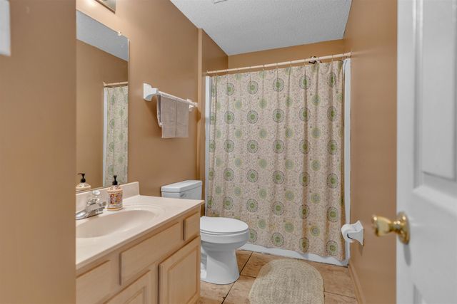 7147 LINDSEY LEAF CV W, Cordova, TN 38018