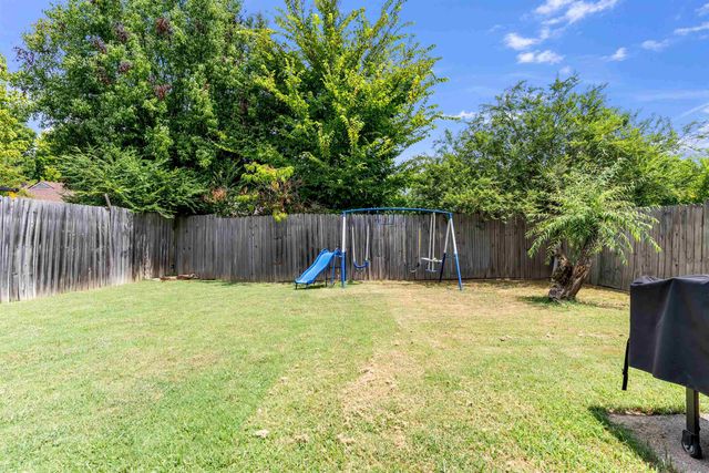 7147 LINDSEY LEAF CV W, Cordova, TN 38018