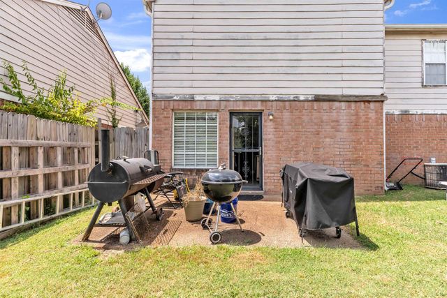 7147 LINDSEY LEAF CV W, Cordova, TN 38018