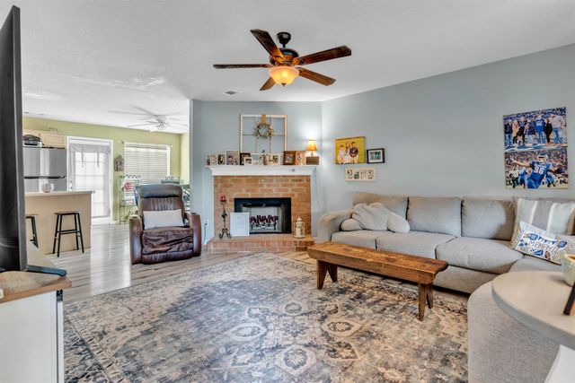 7147 LINDSEY LEAF CV W, Cordova, TN 38018