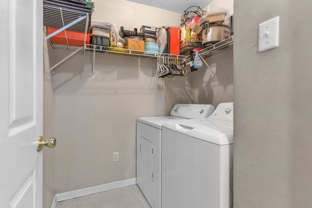 7147 LINDSEY LEAF CV W, Cordova, TN 38018