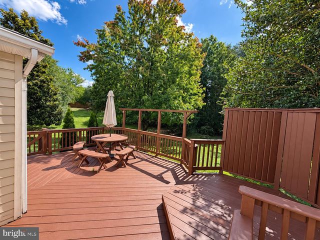 6503 SUSAN BARKLEY CT, Alexandria, VA 22315