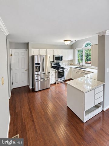 6503 SUSAN BARKLEY CT, Alexandria, VA 22315