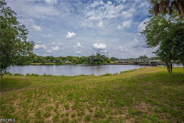 75 Ft Denaud Bridge WAY, Labelle, FL 33935