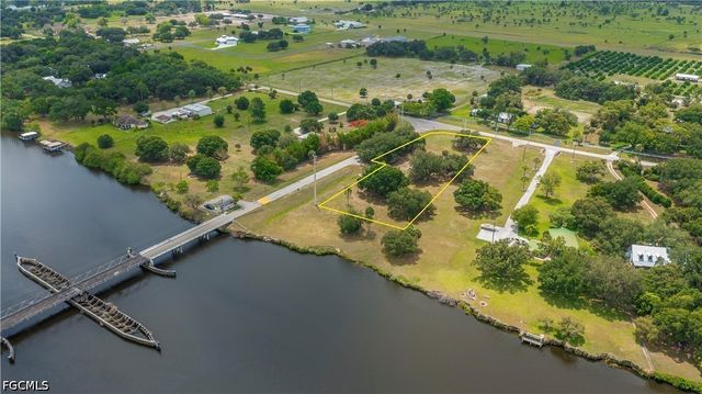 75 Ft Denaud Bridge WAY, Labelle, FL 33935