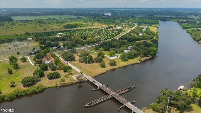 75 Ft Denaud Bridge WAY, Labelle, FL 33935