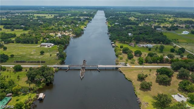 75 Ft Denaud Bridge WAY, Labelle, FL 33935