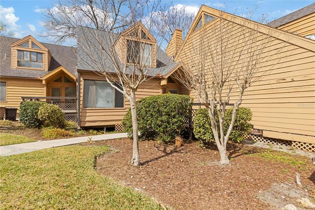 1621 NE 2ND STREET 302, Ocala, FL 34470