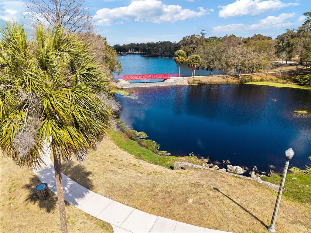 Image 55 of property listing at 1621 NE 2ND STREET 302, Ocala, FL 34470