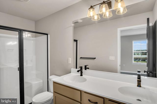 26 MORGAN CIR #002-01, Carlisle, PA 17013