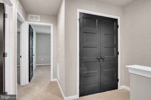 26 MORGAN CIR #002-01, Carlisle, PA 17013