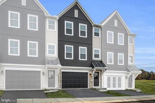 26 Morgan Cir # 002-01, Carlisle, PA 17013