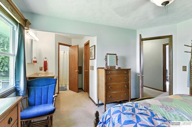 14010 S 35 Street, Bellevue, NE 68123