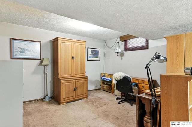 14010 S 35 Street, Bellevue, NE 68123