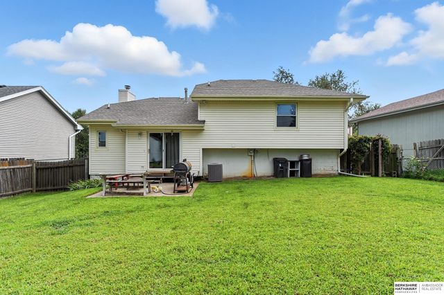 14010 S 35 Street, Bellevue, NE 68123