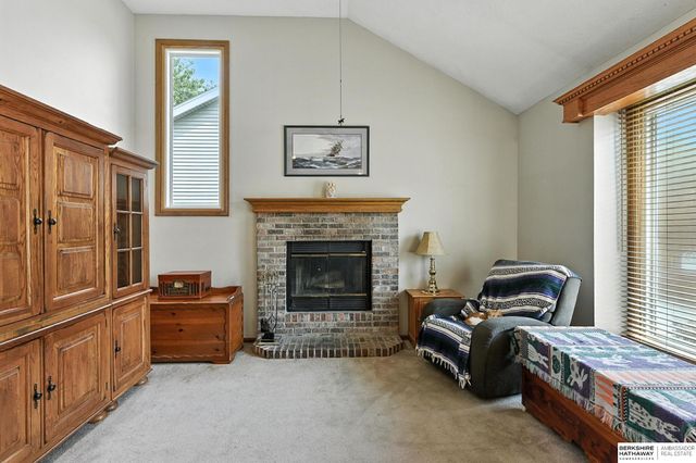 14010 S 35 Street, Bellevue, NE 68123