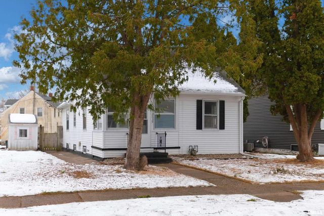 2639 Whitewood Ave Avenue, Davenport, IA 52802