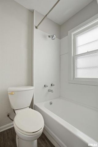 2639 Whitewood Ave Avenue, Davenport, IA 52802