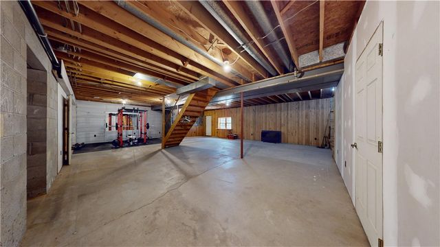 244 Moorehead Rd, Winfield Twp, PA 16055