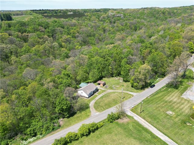 244 Moorehead Rd, Winfield Twp, PA 16055