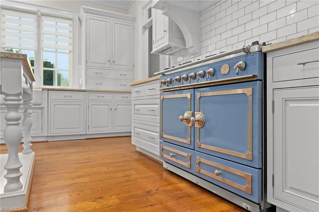 164 N Emily Court, High Point, NC 27265