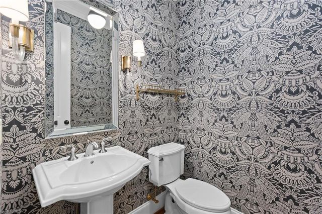 164 N Emily Court, High Point, NC 27265