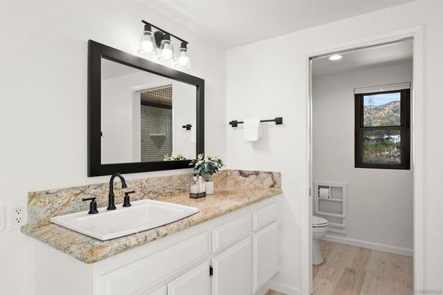 752 Singing Vista Drive, El Cajon, CA 92019