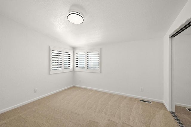 752 Singing Vista Drive, El Cajon, CA 92019