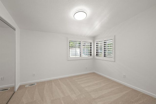 752 Singing Vista Drive, El Cajon, CA 92019