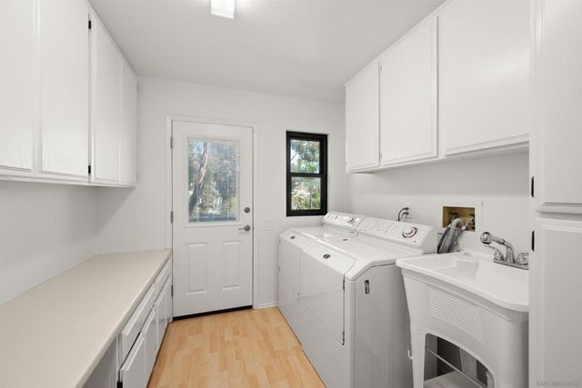 752 Singing Vista Drive, El Cajon, CA 92019