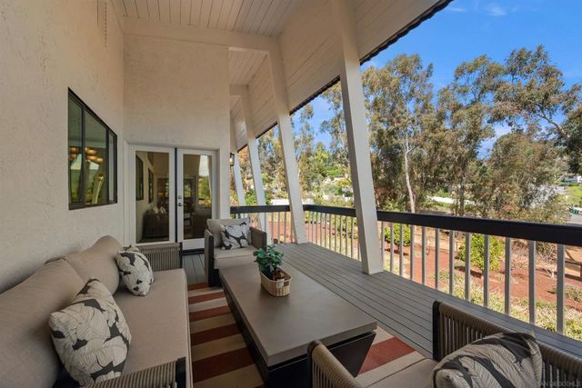 752 Singing Vista Drive, El Cajon, CA 92019