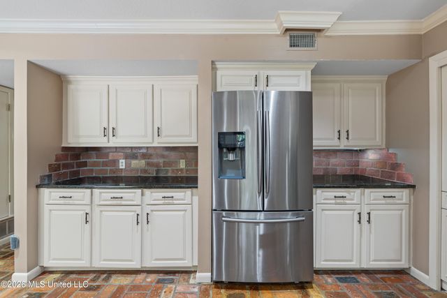207 Southampton Road, Hattiesburg, MS 39401