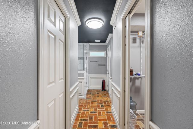 207 Southampton Road, Hattiesburg, MS 39401