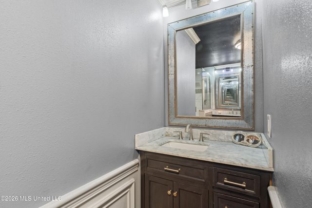 207 Southampton Road, Hattiesburg, MS 39401