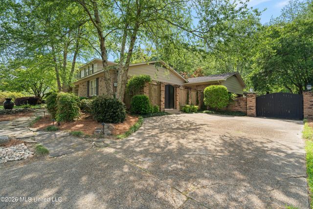 207 Southampton Road, Hattiesburg, MS 39401