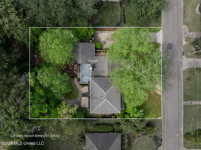 207 Southampton Road, Hattiesburg, MS 39401