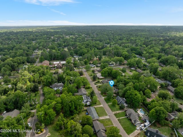 207 Southampton Road, Hattiesburg, MS 39401