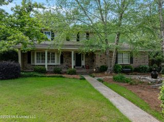 207 Southampton Road, Hattiesburg, MS 39401