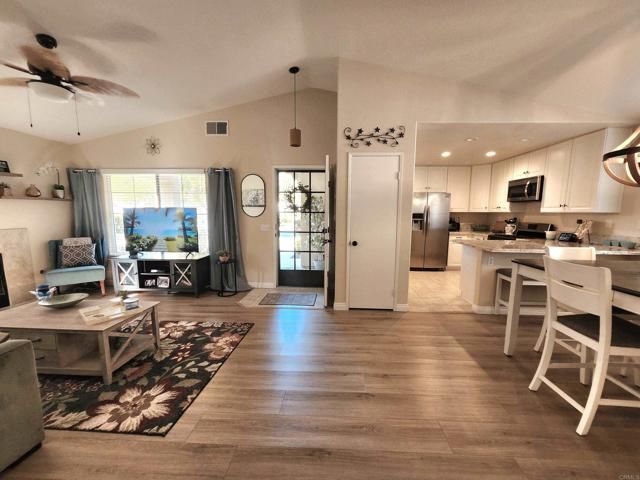 23800 Corte Picante, Murrieta, CA 92562