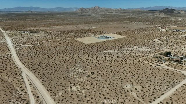 709 East End, Lucerne Valley, CA 92356