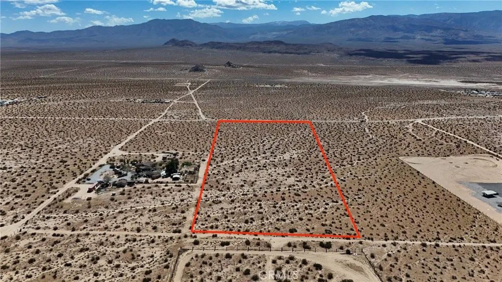 709 East End, Lucerne Valley, CA 92356