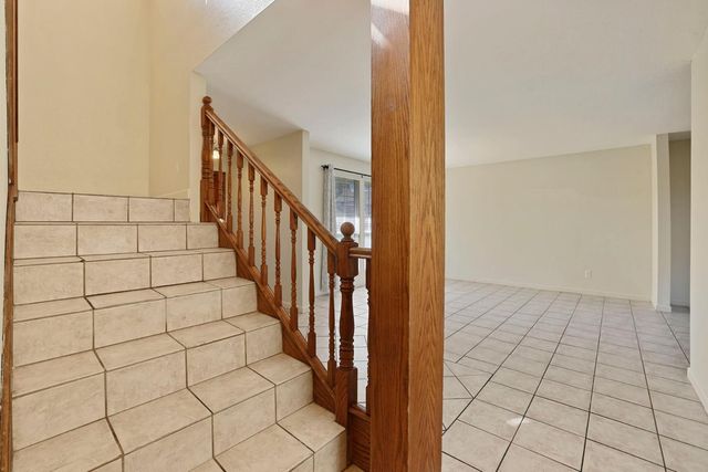 3267 Lakeshore Ct, Stockton, CA 95219